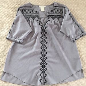 Beautiful tribal print v-neck blouse